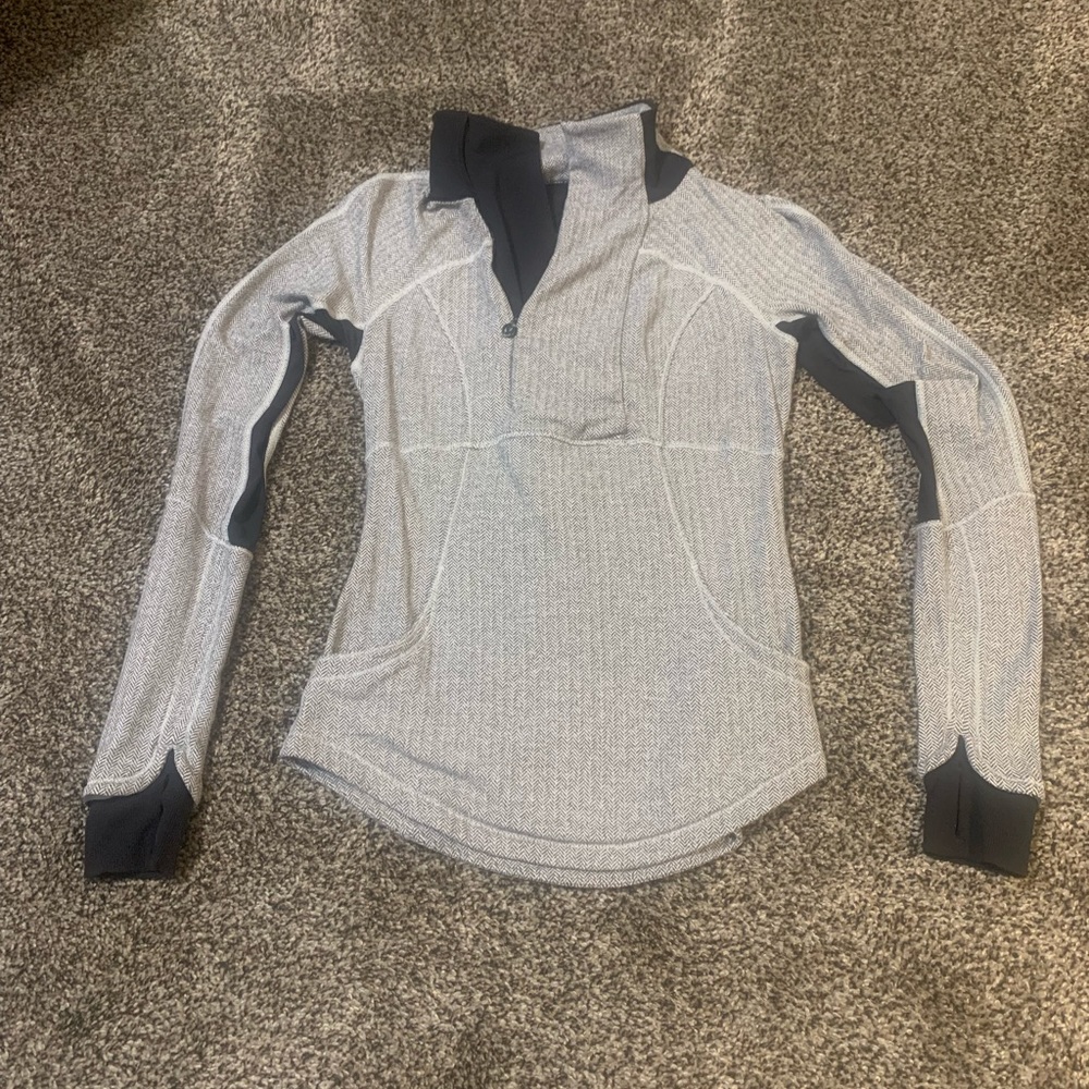 Lululemon 1/2 zip shirt
